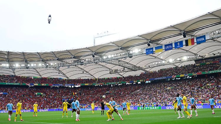 Belgien rumpelte mit einem 0:0 gegen die Ukraine ins EM-Achtelfinale.
