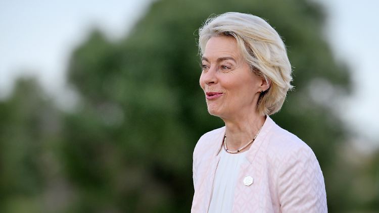 Von der Leyen würde bei einer Bestätigung durch das Parlament in ihre zweite Amtszeit gehen.