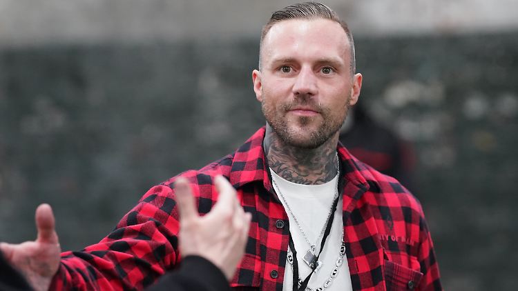 Spielte der Nationalmannschaft offenbar ein Ständchen: Kontra K.