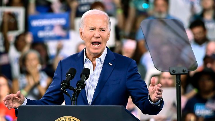 Völliger Kontrast mit Teleprompter: US-Präsident Joe Biden in North Carolina.