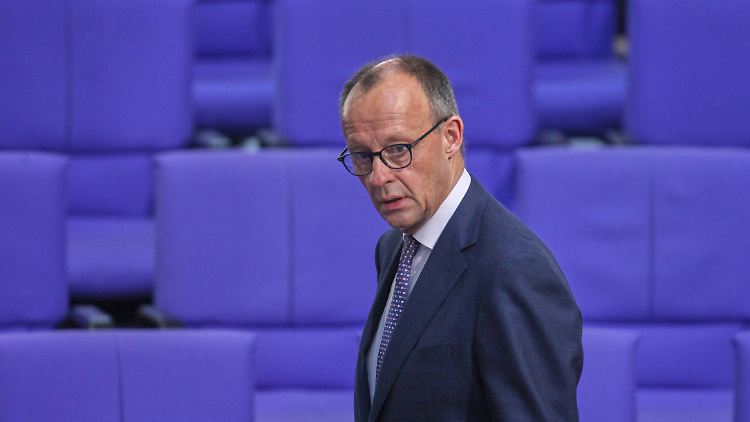 "Ich habe ein bisschen befürchtet, dass es so geht", resümiert Merz.