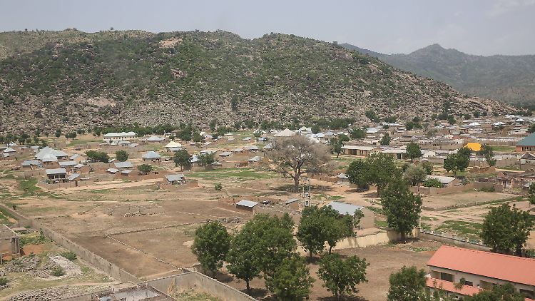 In Gwoza, vor rund zehn Jahren schon einmal in der Hand von Boko-Haram-Terroristen, gab es drei Selbstmordattentate an einem Tag.