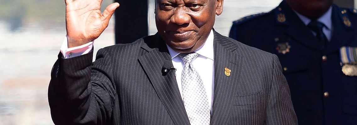 Südafrika hat ein neues Kabinett. Der ANC von Präsident Cyril Ramaphosa behält 20 von 32 Ministerposten.