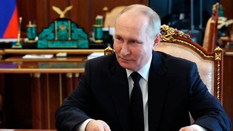 Putins massive Desinformationskampagne in Frankreich trägt Früchte.