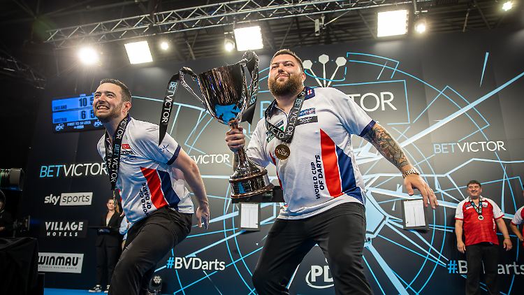 "It's coming home": England hat nach acht Jahren wieder den World Cup of Darts gewonnen.