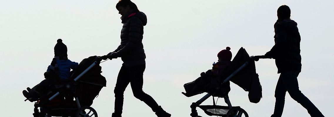 Kinder von Akademikern sind deutlich seltener armutsgefährdet als Kinder von Eltern mit Hauptschulabschluss (Symbolbild).