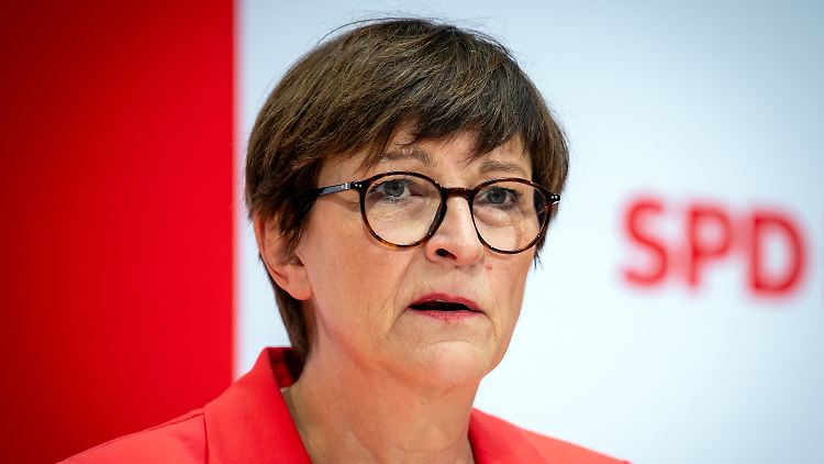 Saskia Esken zeigte sich zuversichtlich, dass eine Einigung auf einen Entwurf für den Etat 2025 gelingen wird. 