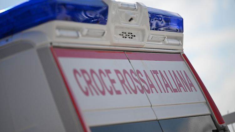Die Rettungskräfte konnten die Leiche der Frau erst nach drei Stunden bergen. 