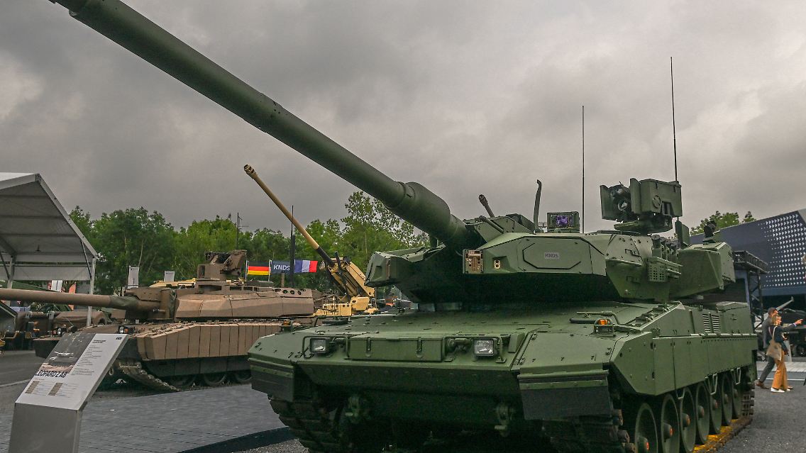 105 neue Leopard-Panzer kann das Verteidigungsministerium bestellen