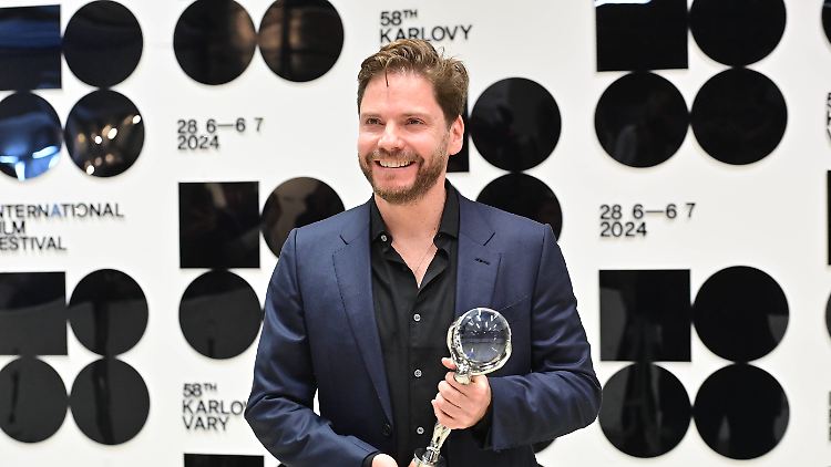 Bedankte sich in drei Sprachen: Daniel Brühl.