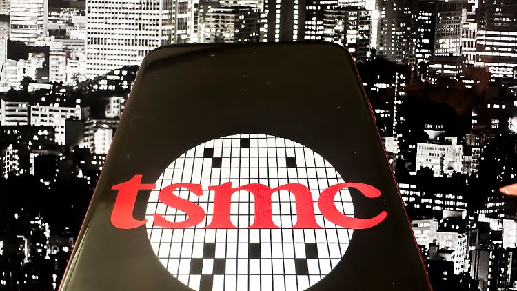 Die Chips, die TSMC herstellt, sind entscheidend für den Betrieb der neuesten Systeme für künstliche Intelligenz bis hin zu Smartphones.