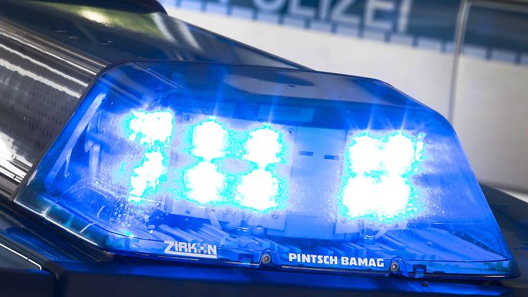 Gegen den 16-Jährigen wird wegen versuchten Totschlags ermittelt. 