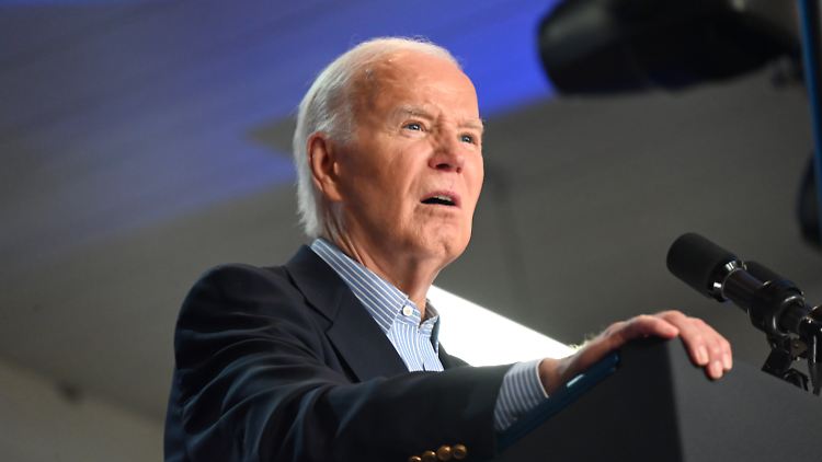 Immer häufiger wird seit dem desaströsen Auftritt des US-Präsidents Biden in einer TV-Debatte an seiner gesundheitlichen Verfassung gezweifelt.