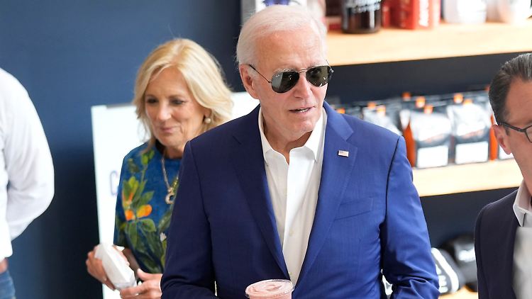 Biden hat inzwischen mehrfach deutlich gemacht, dass er an der Kandidatur festhalten will.