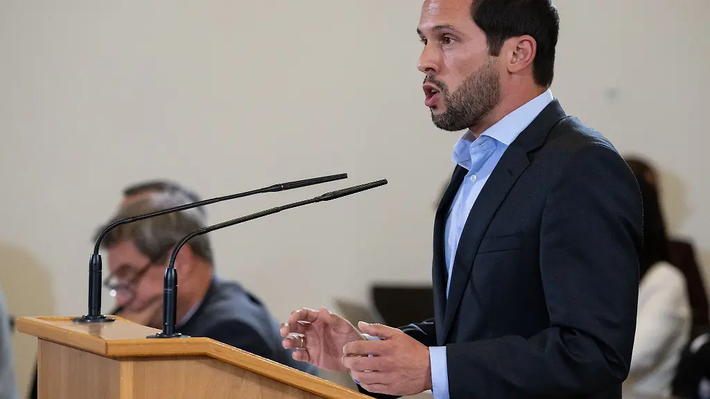 Martin-Hagen-Landesvorsitzender-der-FDP-in-Bayern-spricht