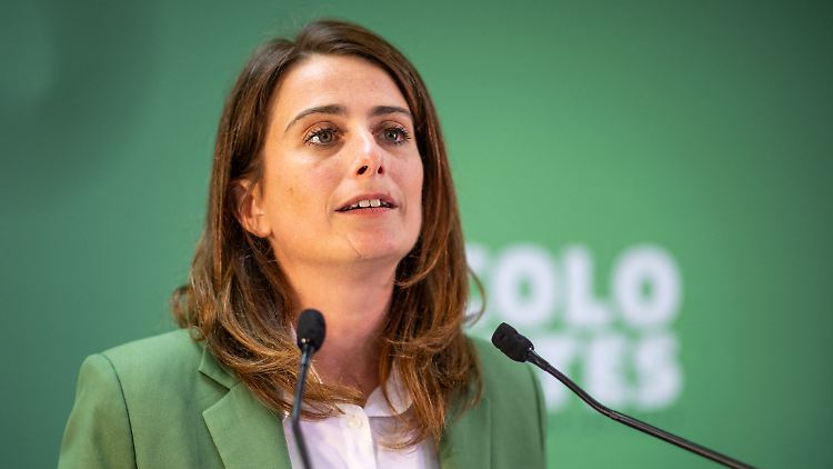 Tondelier nennt sich die "wahre Marine aus Hénin-Beaumont".