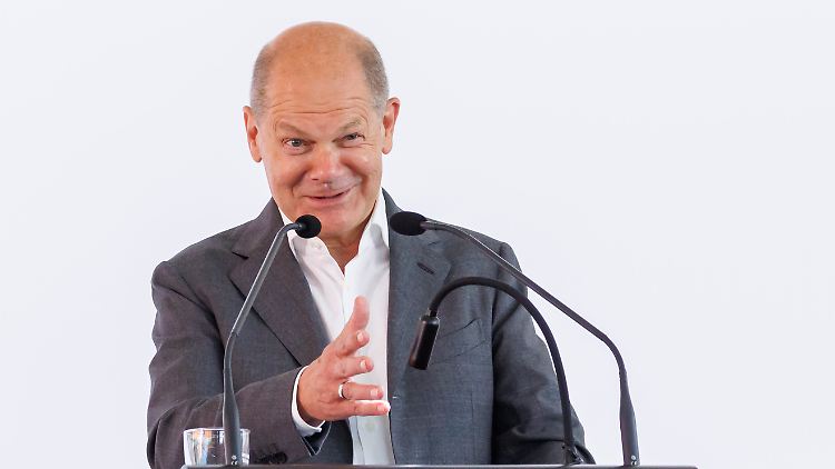 Scholz hätte natürlich den Elfmeter gegeben.