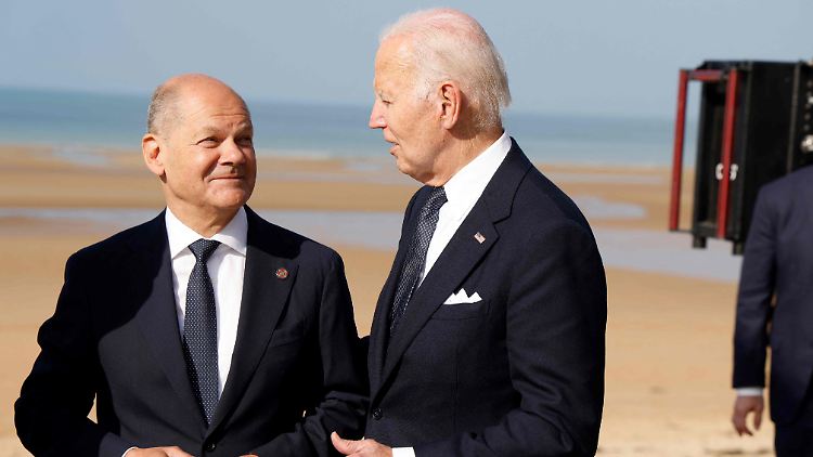 Olaf Scholz und Joe Biden lehnen es ab, eine Einladung zum NATO-Beitritt der Ukraine auszusprechen. 
