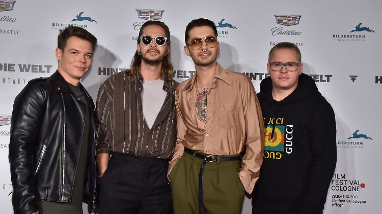 Wird schon mal vergessen, aber Tokio Hotel sind eigentlich zu viert: Georg Listing, Tom Kaulitz, Bill Kaulitz und Gustav Schäfer (v.l.).