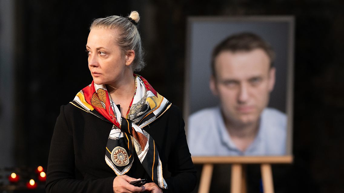 Julia Nawalnaja beim Gedenkgottesdienst für ihren verstorbenen Mann, Alexej Nawalny, am 4. Juni in der Marienkirche in Berlin.