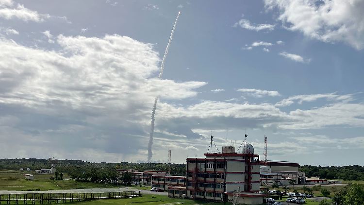 Die Ariane 6 ist erfolgreich ins All gestartet. 