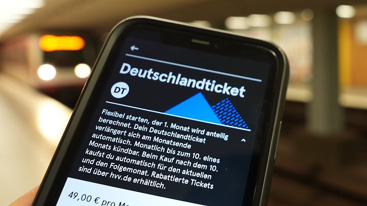 Bund und Länder zahlen aktuell jährlich jeweils 1,5 Milliarden Euro für das Deutschlandticket.
