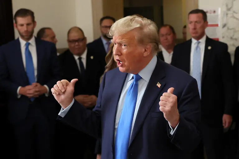 2023-10-02T170810Z-1477411001-RC2GK3ALM0WW-RTRMADP-3-USA-TRUMP-NEW-YORK