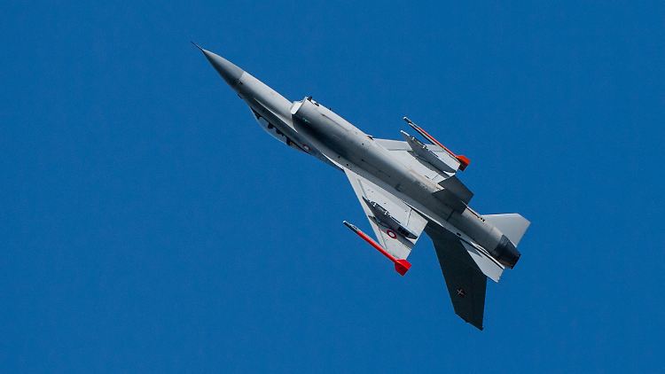 Dänemark und die Niederlande versprachen Kiew den Transfer der Kampfjets vor gut einem Jahr.