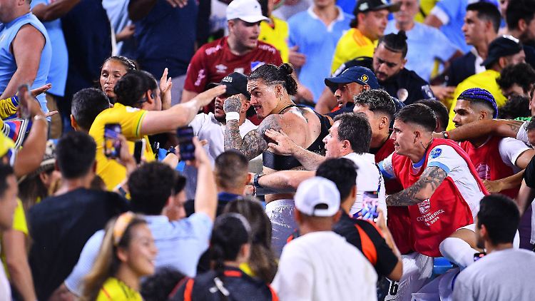 Núñez legte sich mit Fans des Gegners an.
