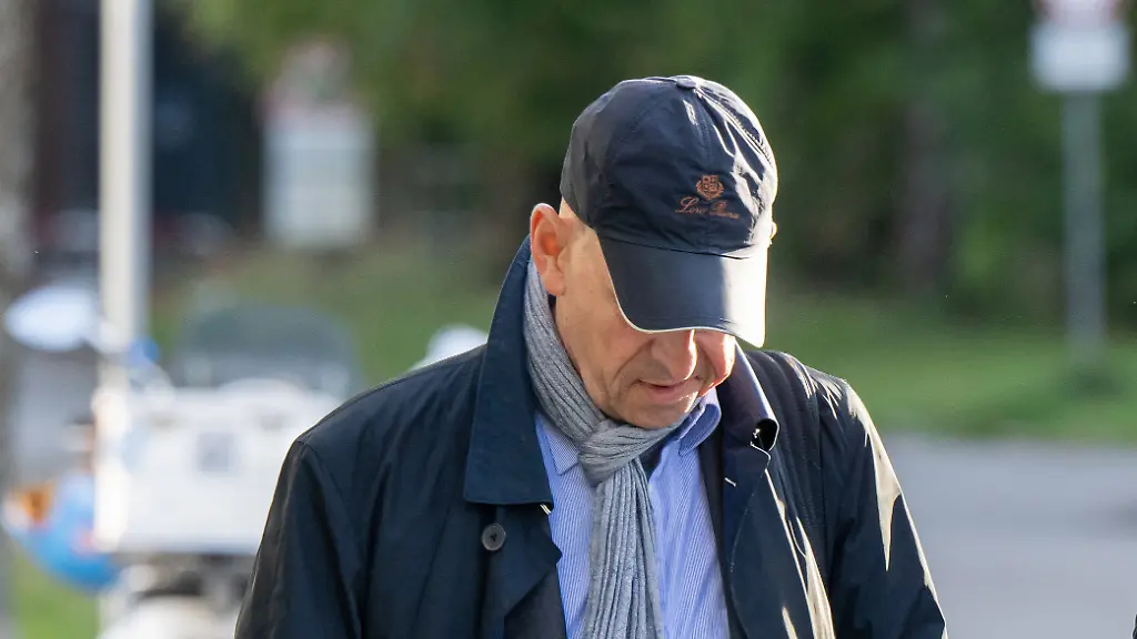 1bd0fbbbeafcf53e81aca00a199917e1