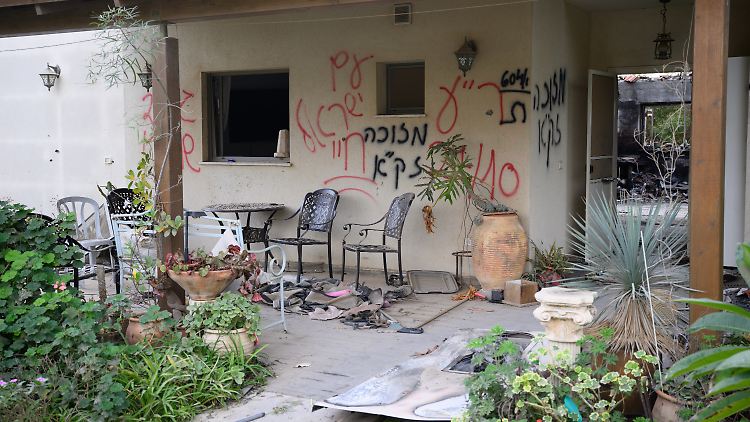 Beeri liegt wenige Kilometer von der Grenze zum Gazastreifen entfernt. Es ist einer der Orte Israels, in dem die Hamas-Terroristen am schlimmsten wüteten. 