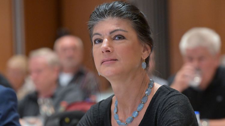 Die Ukraine habe zivile Opfer letztlich selbst zu verantworten, wenn sie russische Raketen abfängt, meint Wagenknecht. 