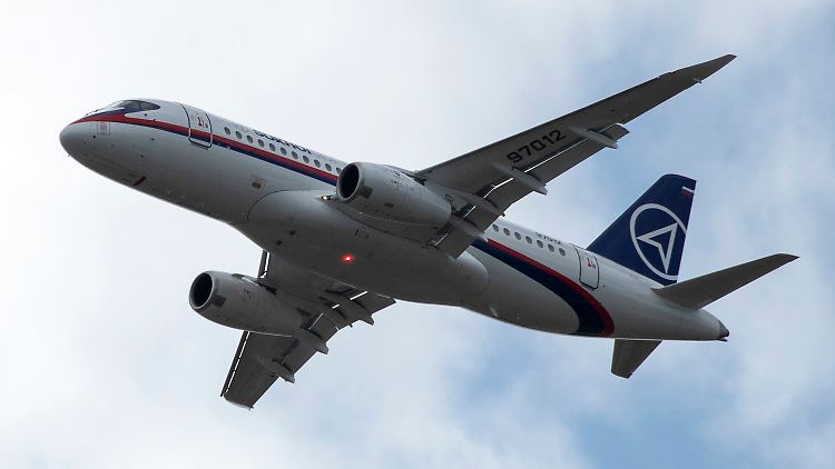 Der erste Superjet 100 war 2011 ausgeliefert worden.