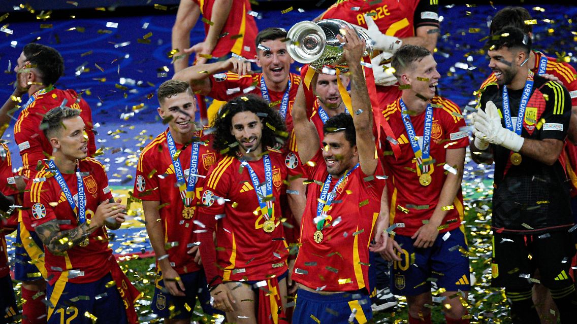 Spanien krönt sich ...