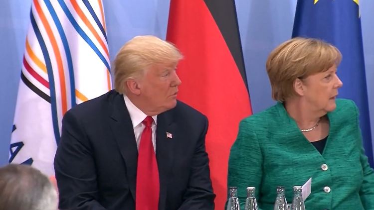 trumpmerkel.jpg