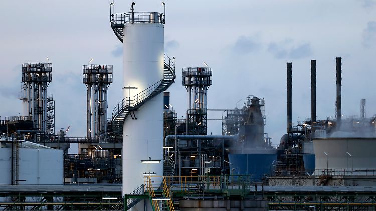 Evonik erwartet ein höheres Ergebnis.