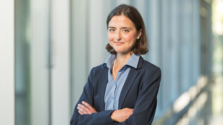 Samina Sultan ist Senior Economist für europäische Wirtschaftspolitik und Außenhandel beim IW.