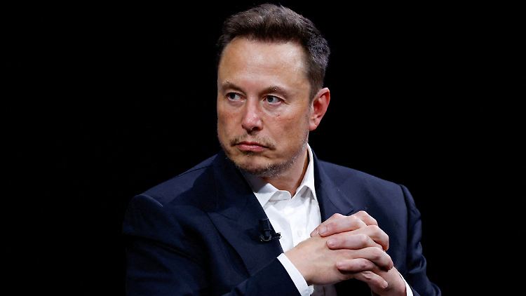 Musk unterstützte früher demokratische Kandidaten und will nun monatlich zweistellige Millionensummen für Rechtsaußen Trump spenden. 