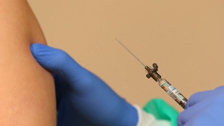 Dank schnell gesammelten Geldes konnten die EU-Staaten mehr als eine Milliarde Impfdosen bestellen. 