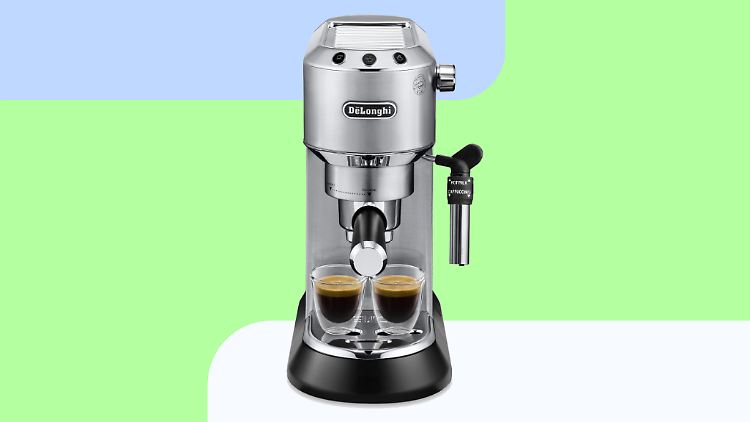 Die Espressomaschine De'Longhi Dedica Style EC 685.M gibt es günstig bei Amazon.