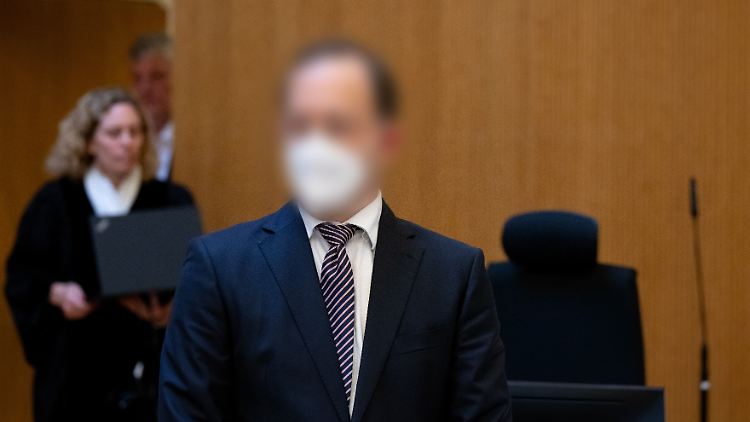 Der angeklagte Ex-Chefbuchhalter Erffa argumentiert ähnlich wie sein ehemaliger Chef.