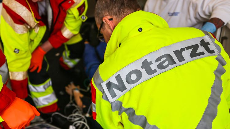 Das Rettungswesen wird offenbar zunehmend für "einfache Erkrankungen" in Anspruch genommen.