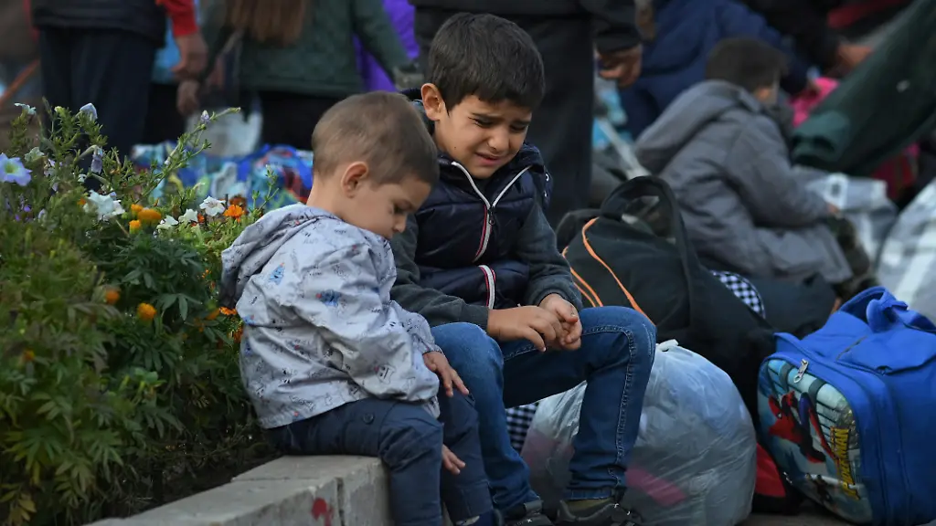 2023-09-28T110346Z-548895421-RC2GF3A2URHK-RTRMADP-3-ARMENIA-AZERBAIJAN-PICTURE