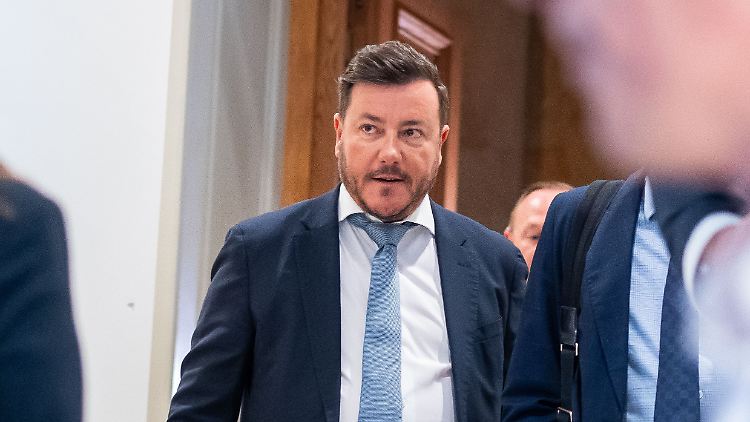 Ex-Milliardär René Benko hat sich Feinde gemacht. Gläubiger wollen nicht nur ihr Geld zurück.