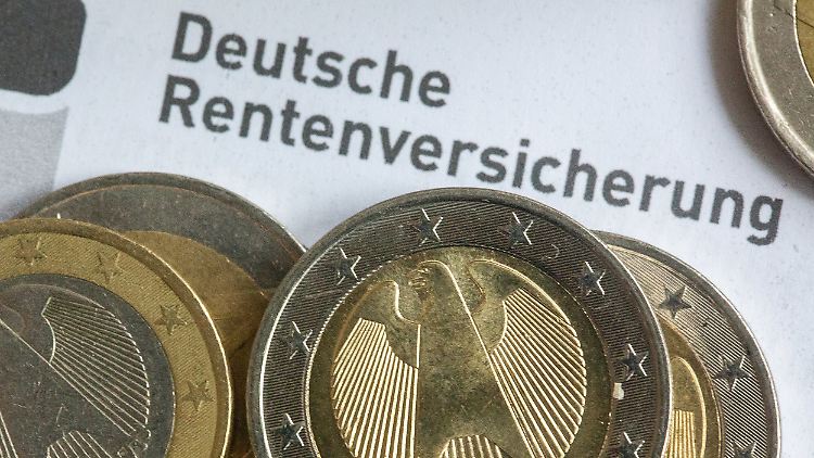 Durchschnittlich erhalten Rentner nach 35 Arbeitsjahren etwa 1400 Euro Rente im Monat.