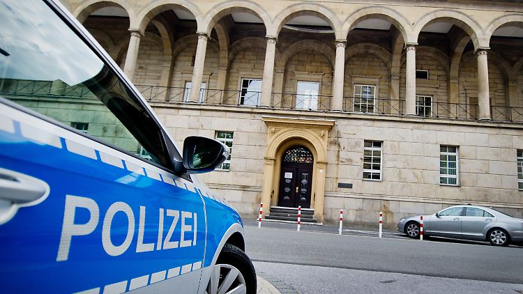 Nach der Tat blieben die Ermittlungen zunächst ohne Erfolg. Im Spätsommer vergangenen Jahres wurde der Verurteilte schließlich in Hessen festgenommen.