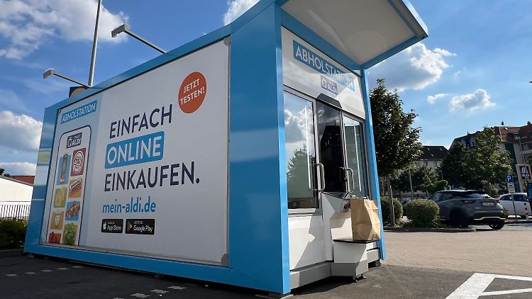 Auch Tiefkühlkost lässt sich hier abholen - Putzlappen werden daher allerdings ebenfalls gekühlt überreicht.