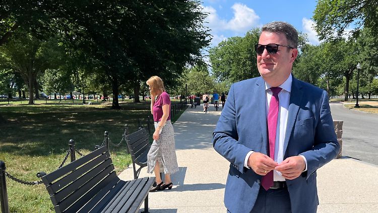 Erfuhr beim Mittagessen mit demokratischen Wahlkämpfern vom Biden-Rücktritt: Arbeitsminister Hubertus Heil.