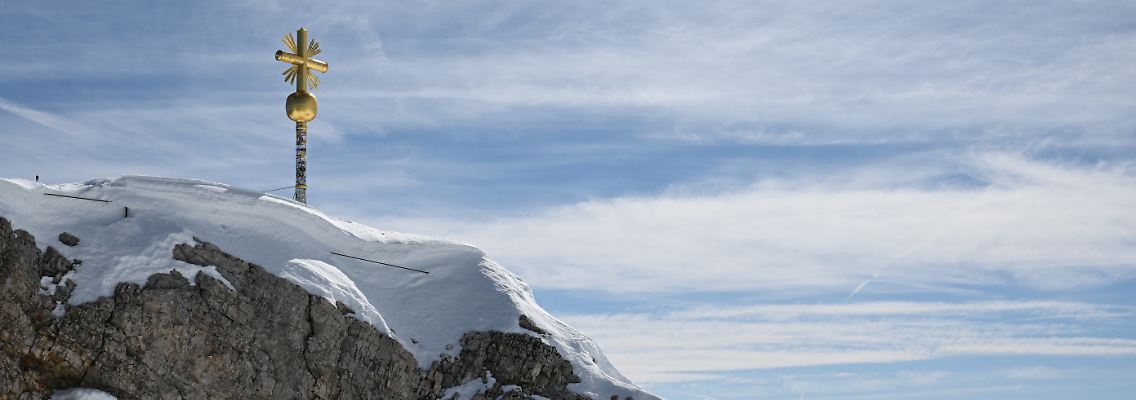 460223740.jpg