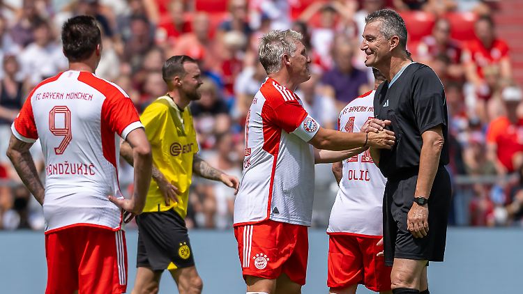 Fraglich, ob sich ein Bastian Schweinsteiger im Legendenspiel bei Knut Kircher mit dem Meckern zurückgehalten hat.